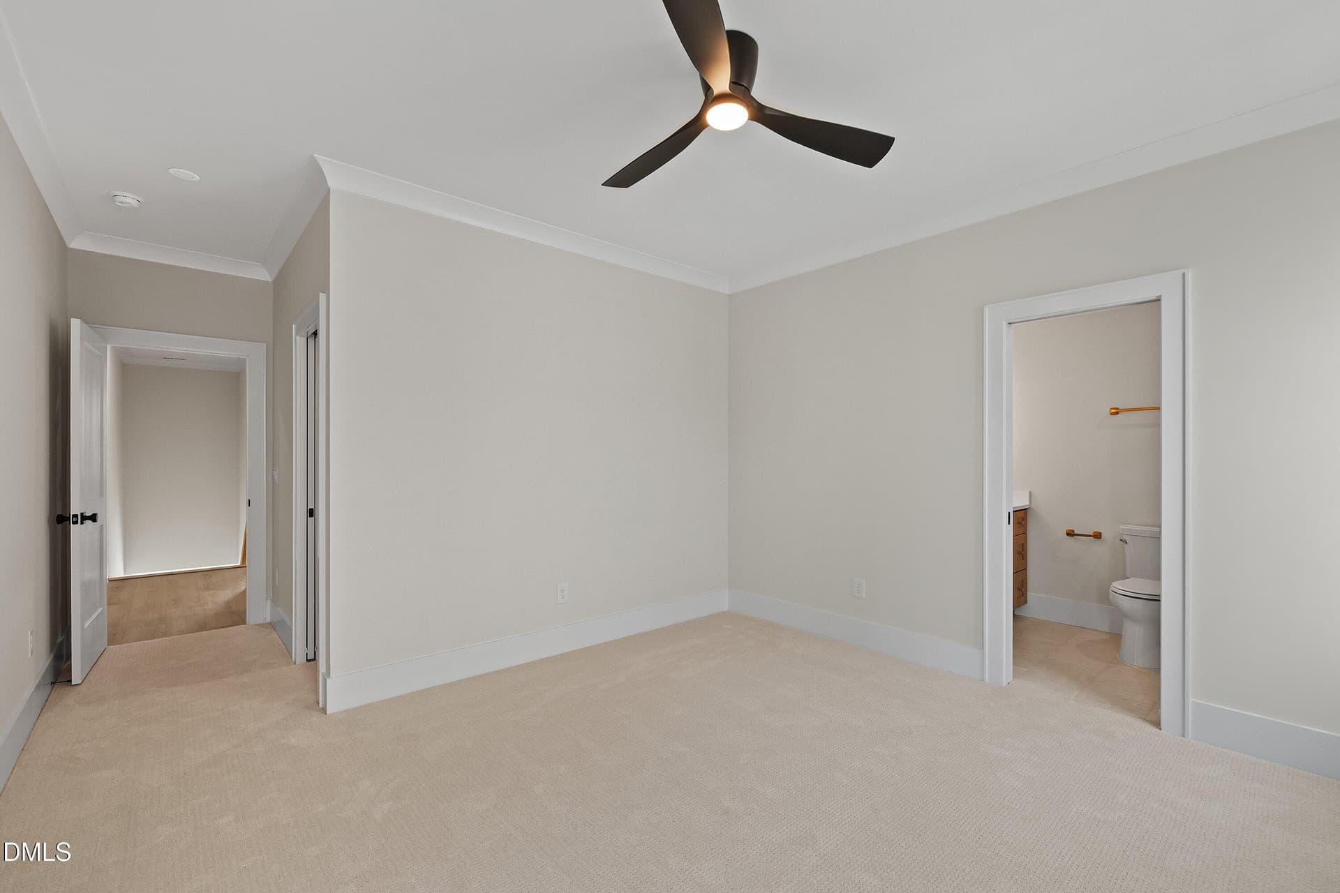 41-221 S West St_2047 - 221 S West Street, Fuquay Varina, NC 27526