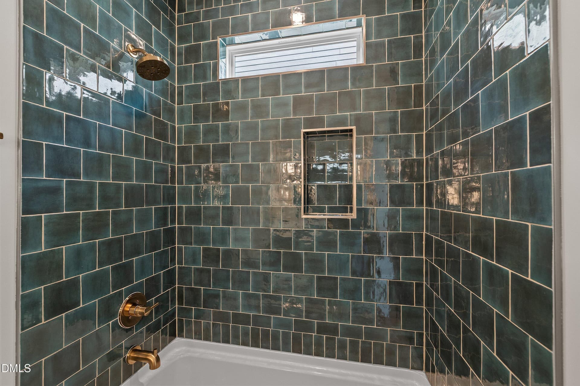 43-221 S West St_2057 - 221 S West Street, Fuquay Varina, NC 27526