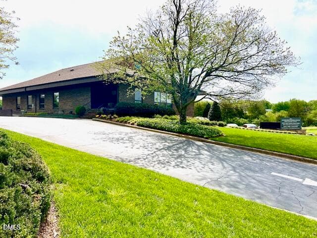 5 - 0 College Street, Oxford, NC 27565