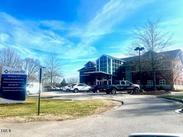 6 - 0 College Street, Oxford, NC 27565