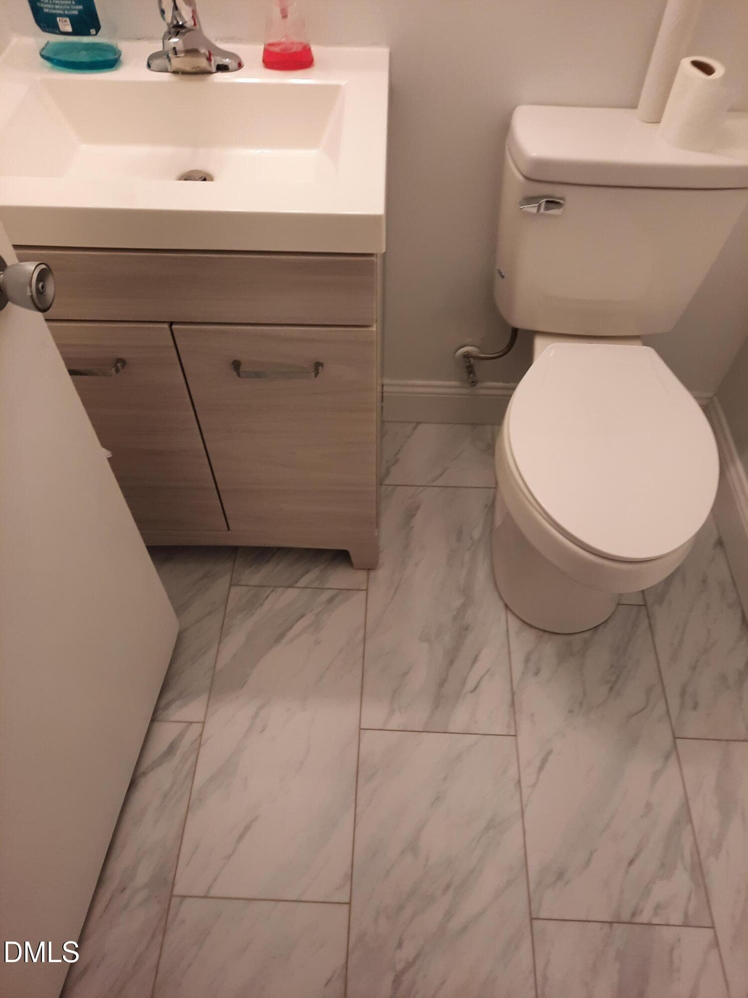 Half Bath Lynn Rd - 404 Lynn Road, Durham, NC 27703, Durham