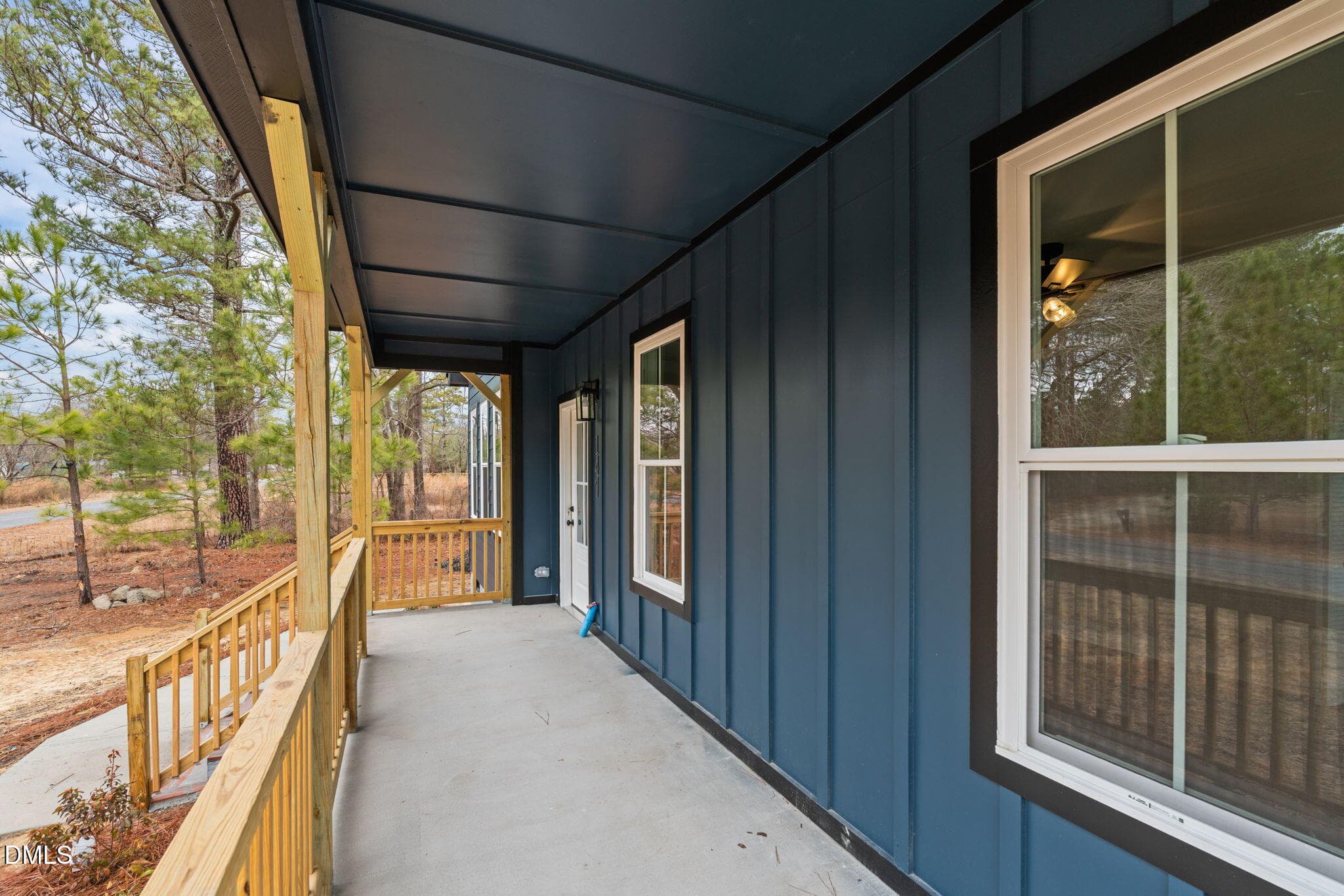 Relaxing Front Porch - 147 Creek Bend Drive, Vass, NC 28394