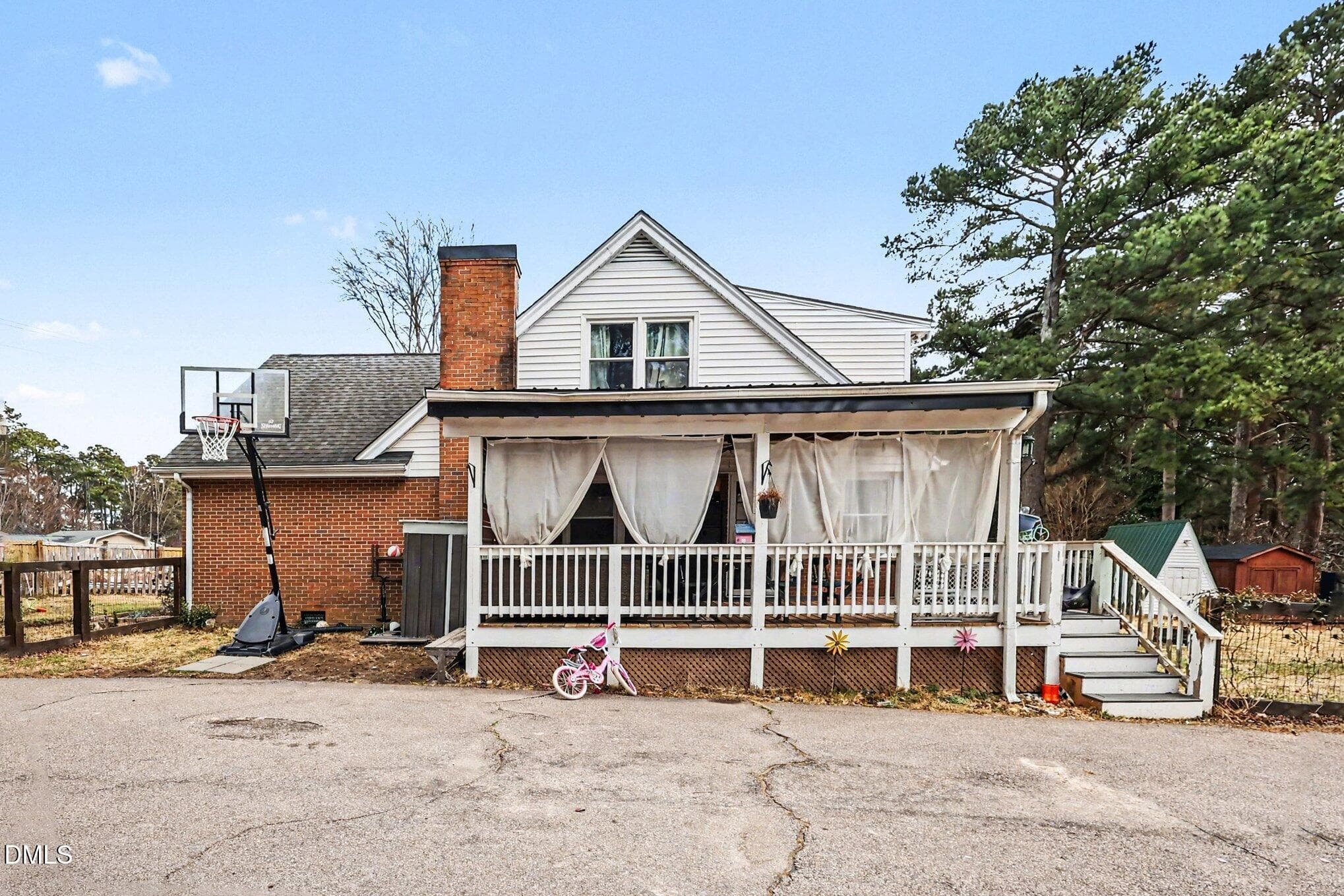 061_file_1847 - 1609 Spring Lane, Sanford, NC 27330