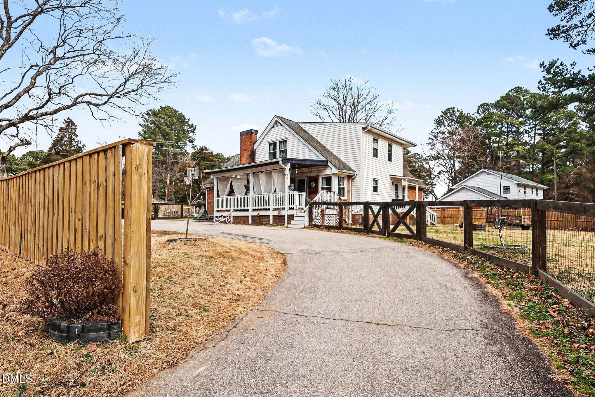 062_file_5065 - 1609 Spring Lane, Sanford, NC 27330