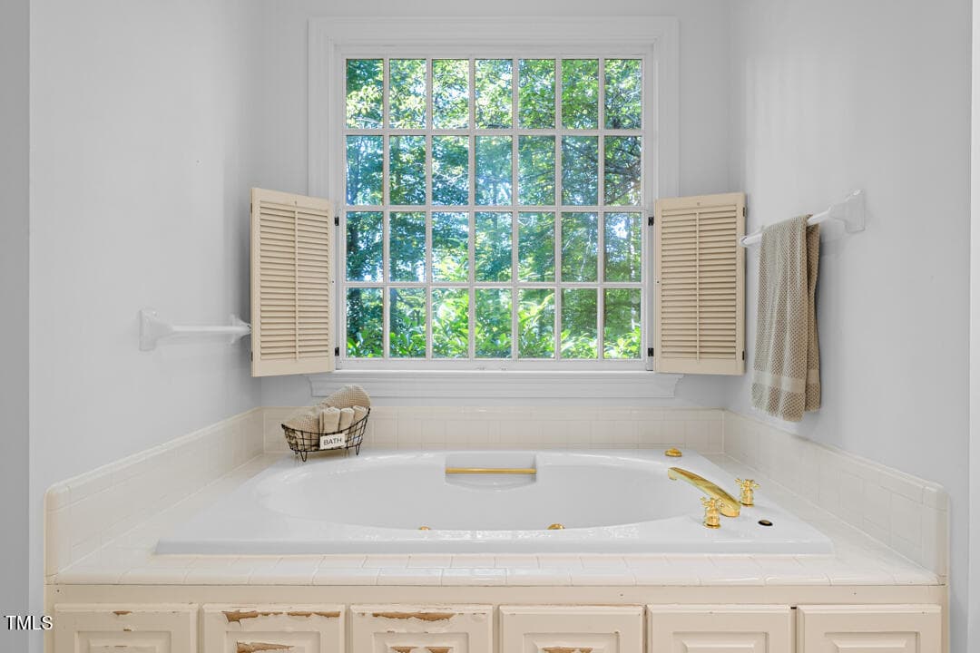 Jacuzzi Tub - 2602 Vintage Hill Court, Durham, NC 27712, Durham