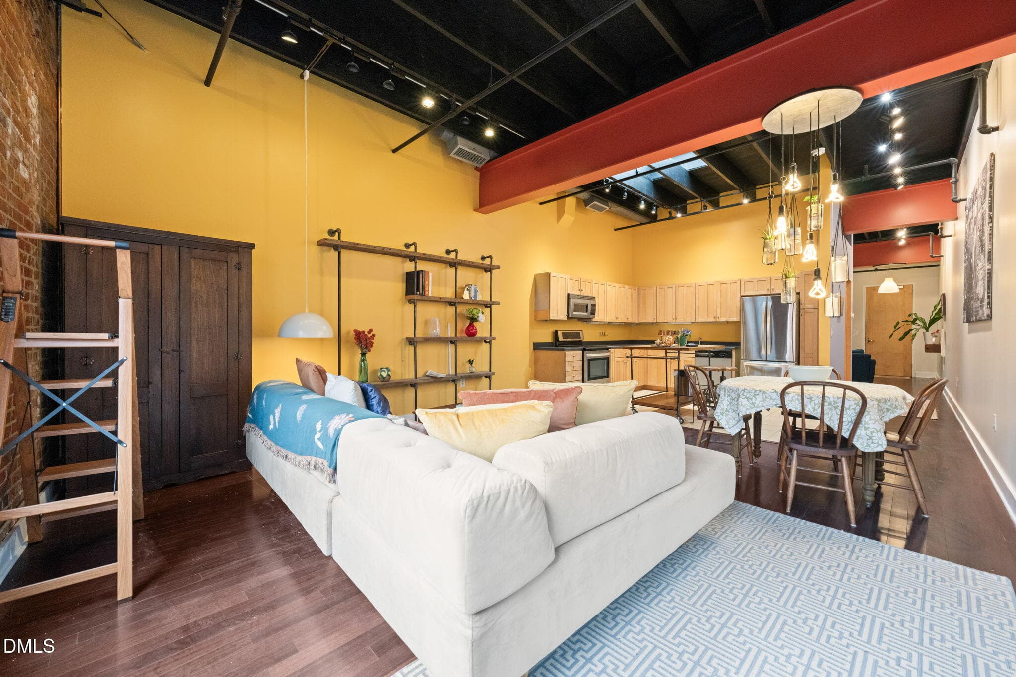 23-web-or-mls-untitled-11 - 208 Rigsbee Avenue #206, Durham, NC 27701, Durham