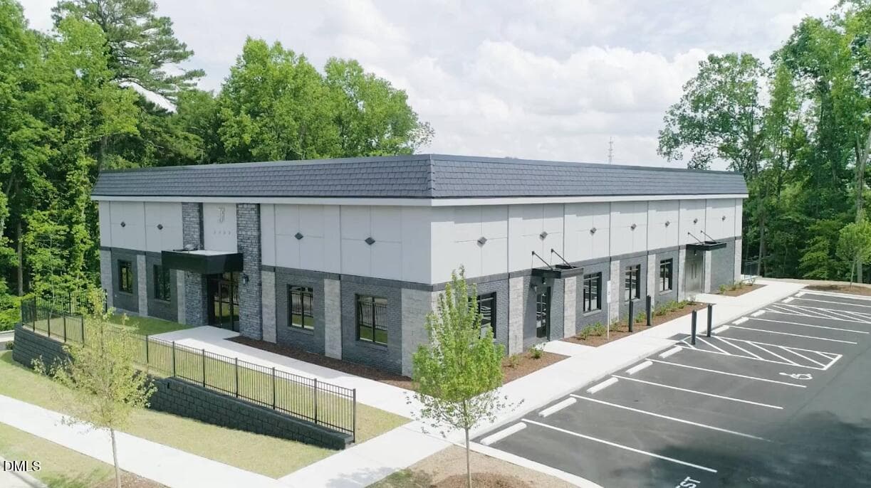 4550 Preslyn Drive, Raleigh, NC 27616