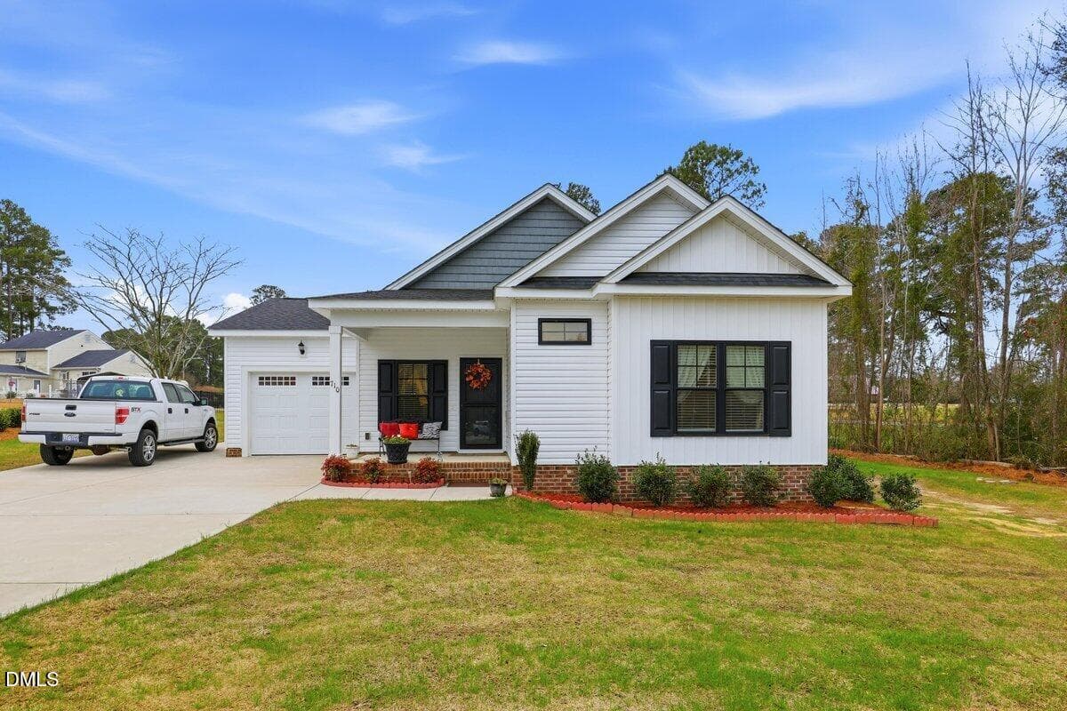 710 Haskett Court, Kinston, NC 28501