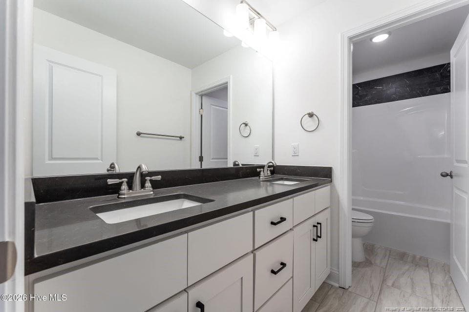 TELLURIDE LOT 04 - 'Berton - 221 Telluride Court, Aberdeen, NC 28315