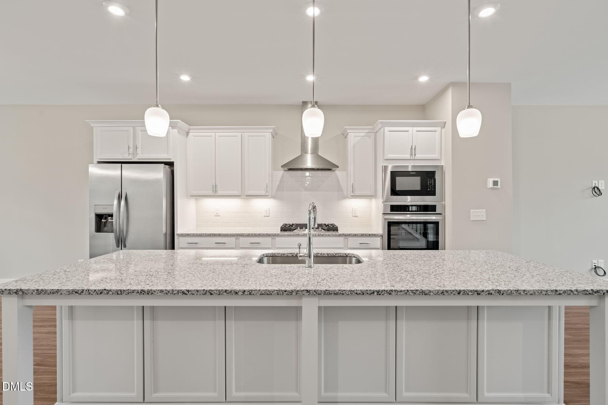 Designer Kitchen - 528 Plumleaf Lane, Durham, NC 27703, Durham
