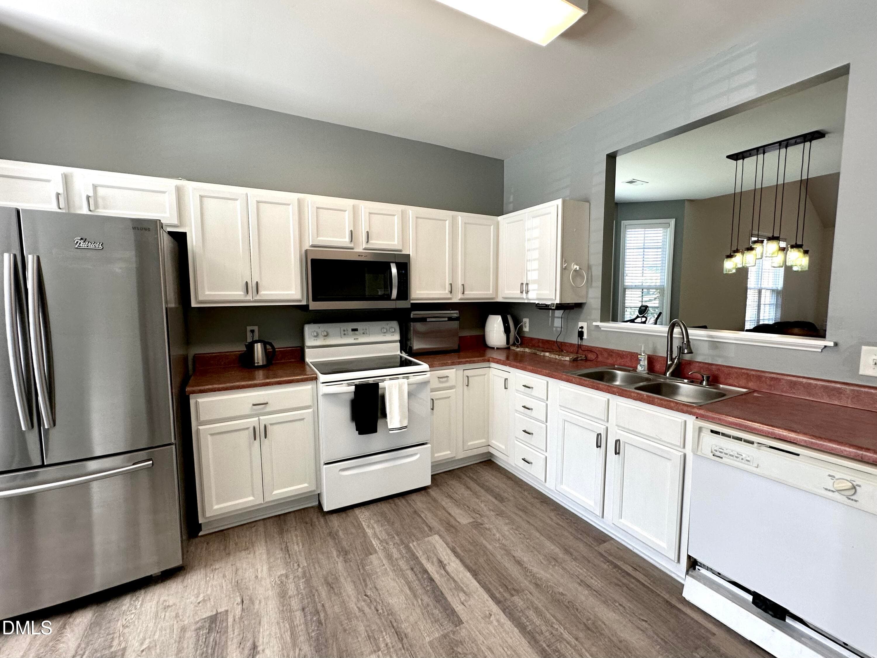 IMG_7186 - 1 Signet Drive, Durham, NC 27704, Durham