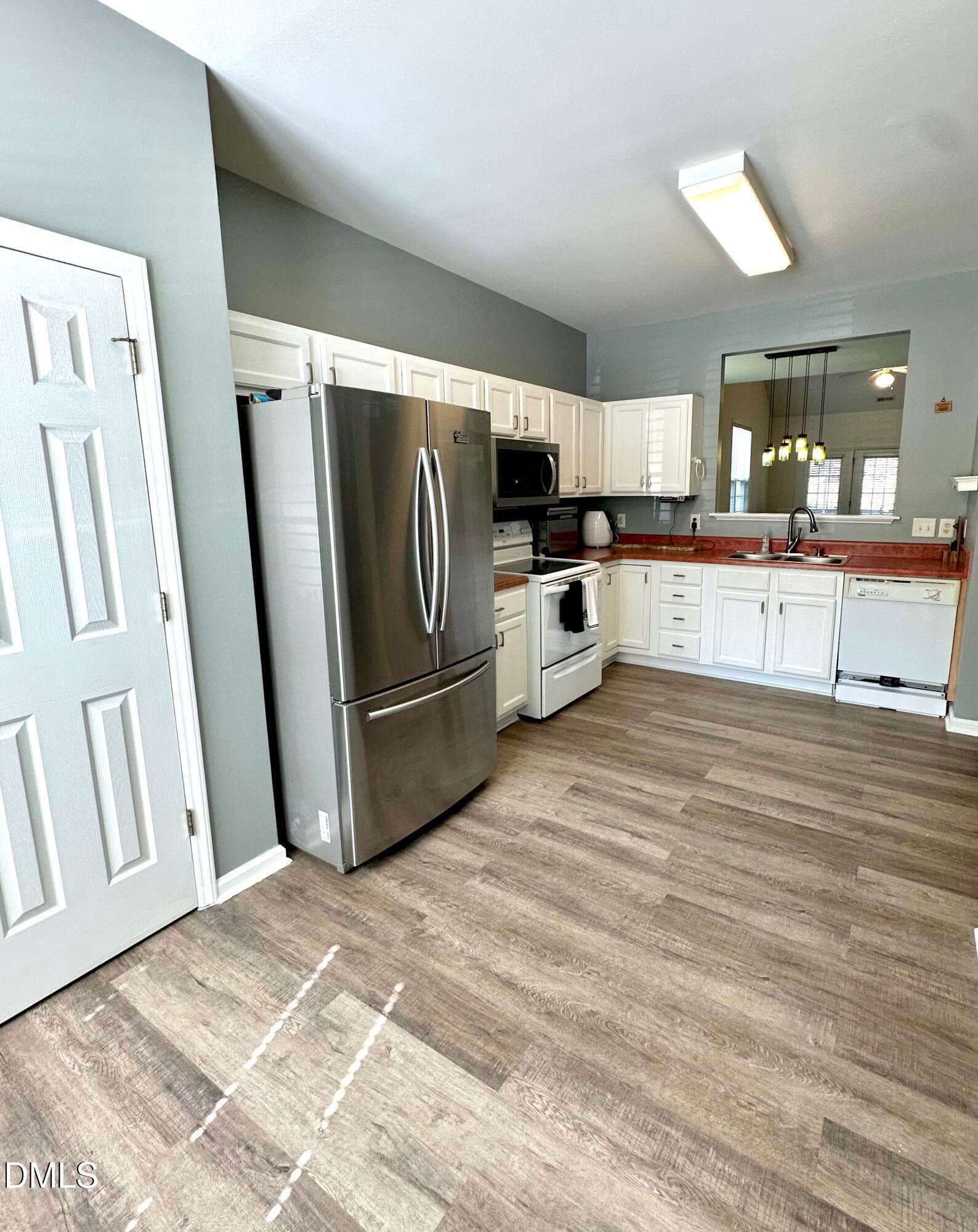 IMG_7188 - 1 Signet Drive, Durham, NC 27704, Durham