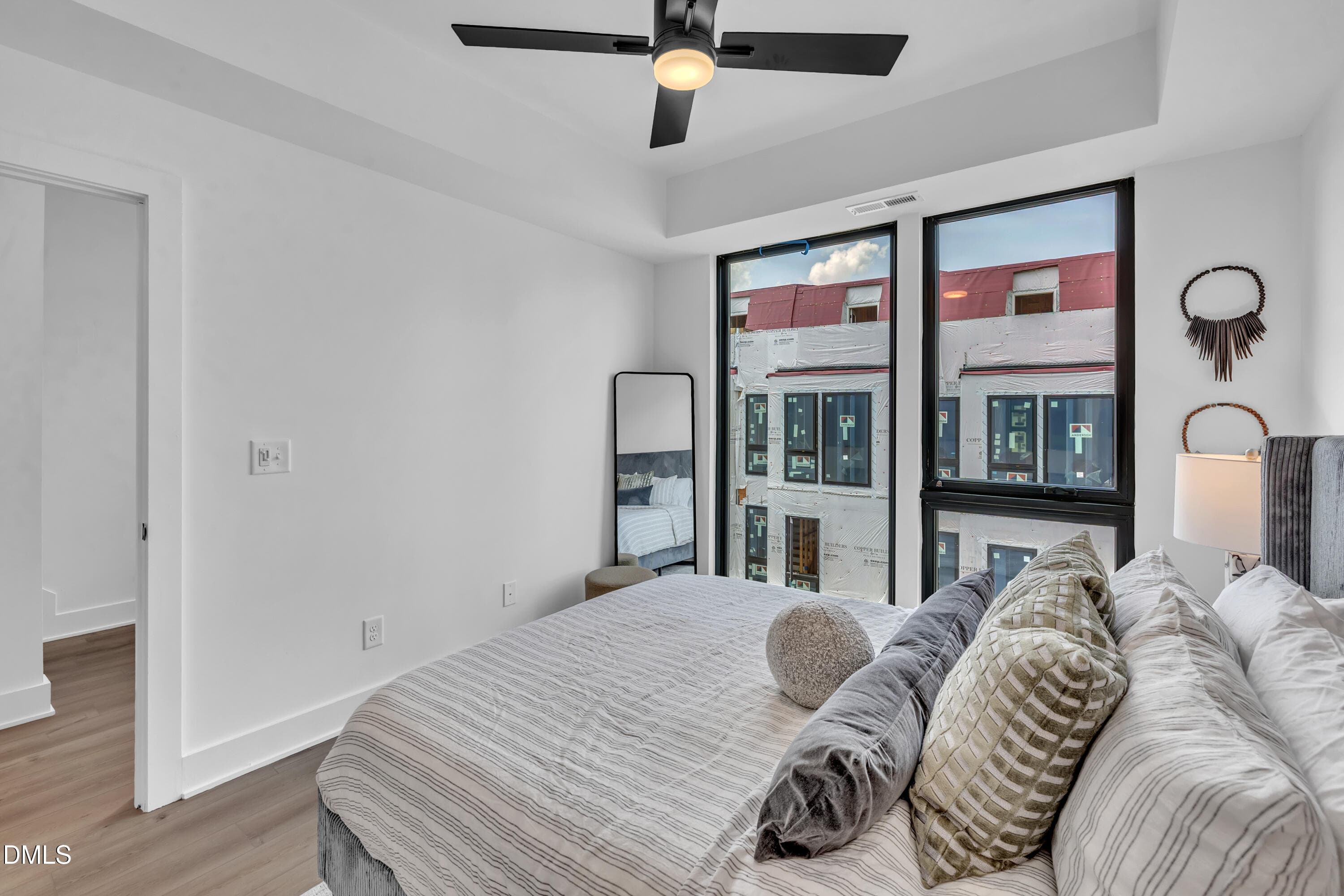 20-512 Gordon St 402-25 - 512 Gordon Street 305, Durham, NC 27701, Durham