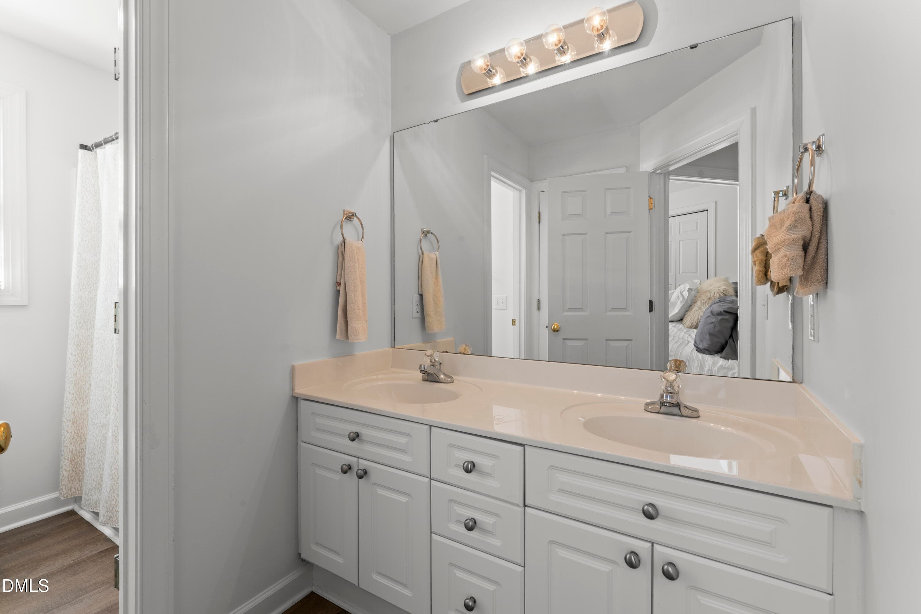 full bath - 500 Sherrybrook Drive, Raleigh, NC 27610, Raleigh