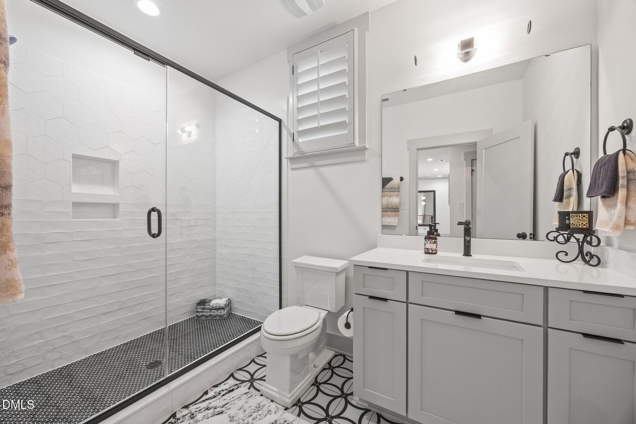Full Bathroom - 290 Hidden Lake Drive, Youngsville, NC 27596, Youngsville