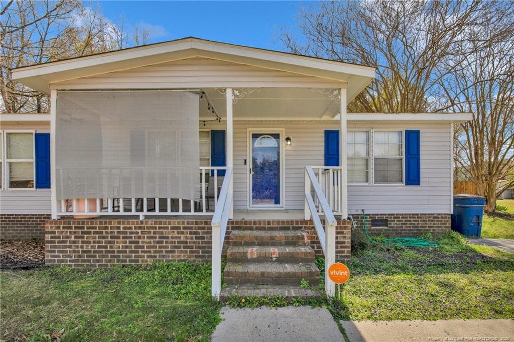 Photo 4 - 518 Inverary Drive, Raeford, NC 28376, Raeford