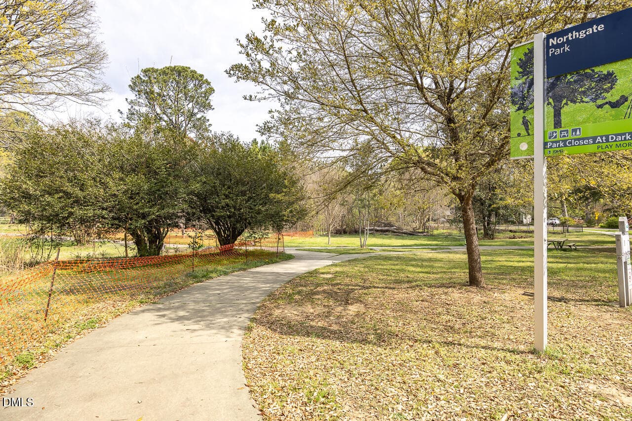 310-club-38 - 310 W Club Boulevard, Durham, NC 27704, Durham
