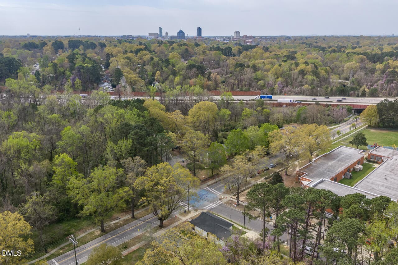 310-club-52 - 310 W Club Boulevard, Durham, NC 27704, Durham