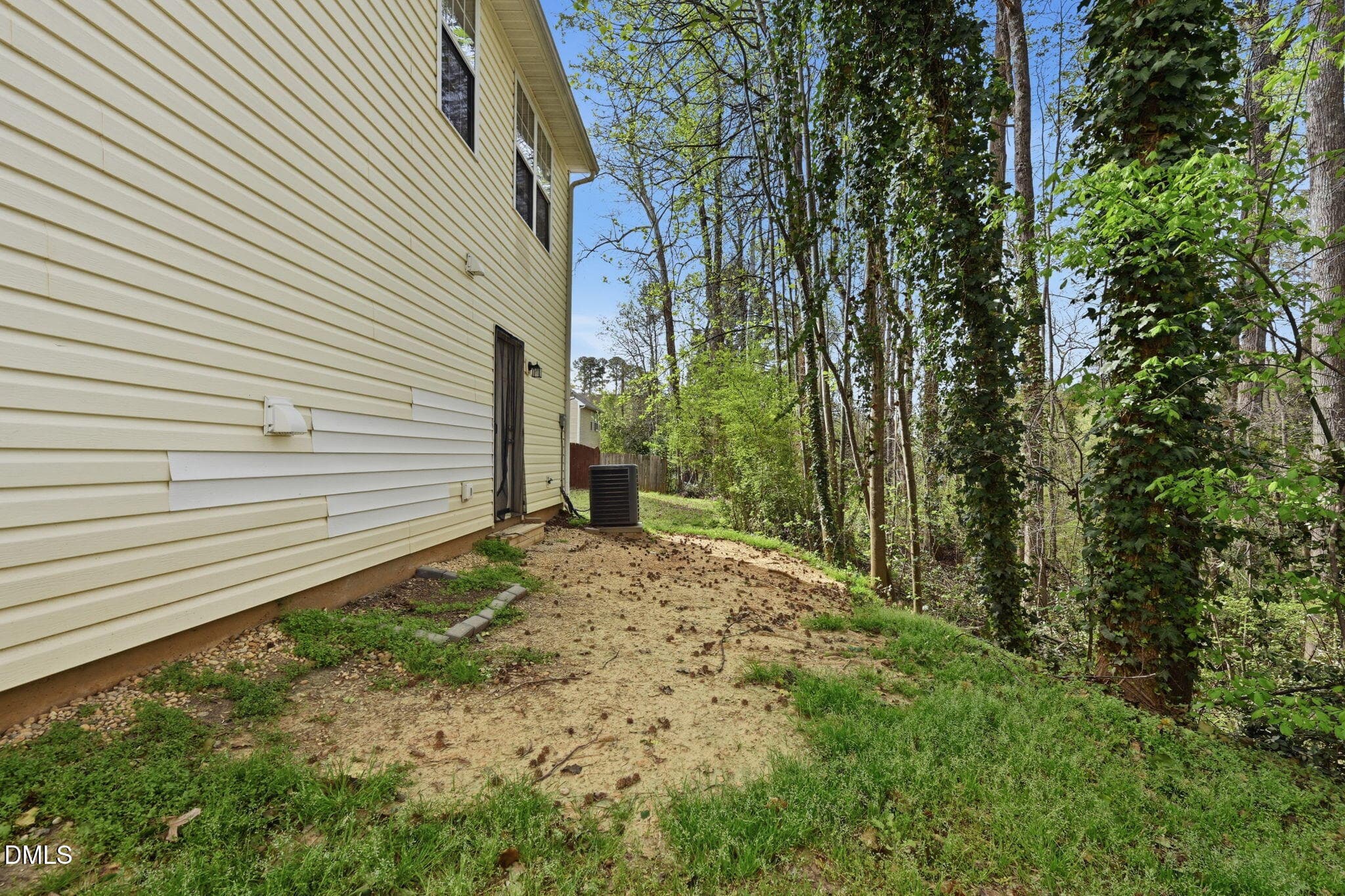 024_ListerPros - 2826 Herndon Village Way, Raleigh, NC 27610, Raleigh
