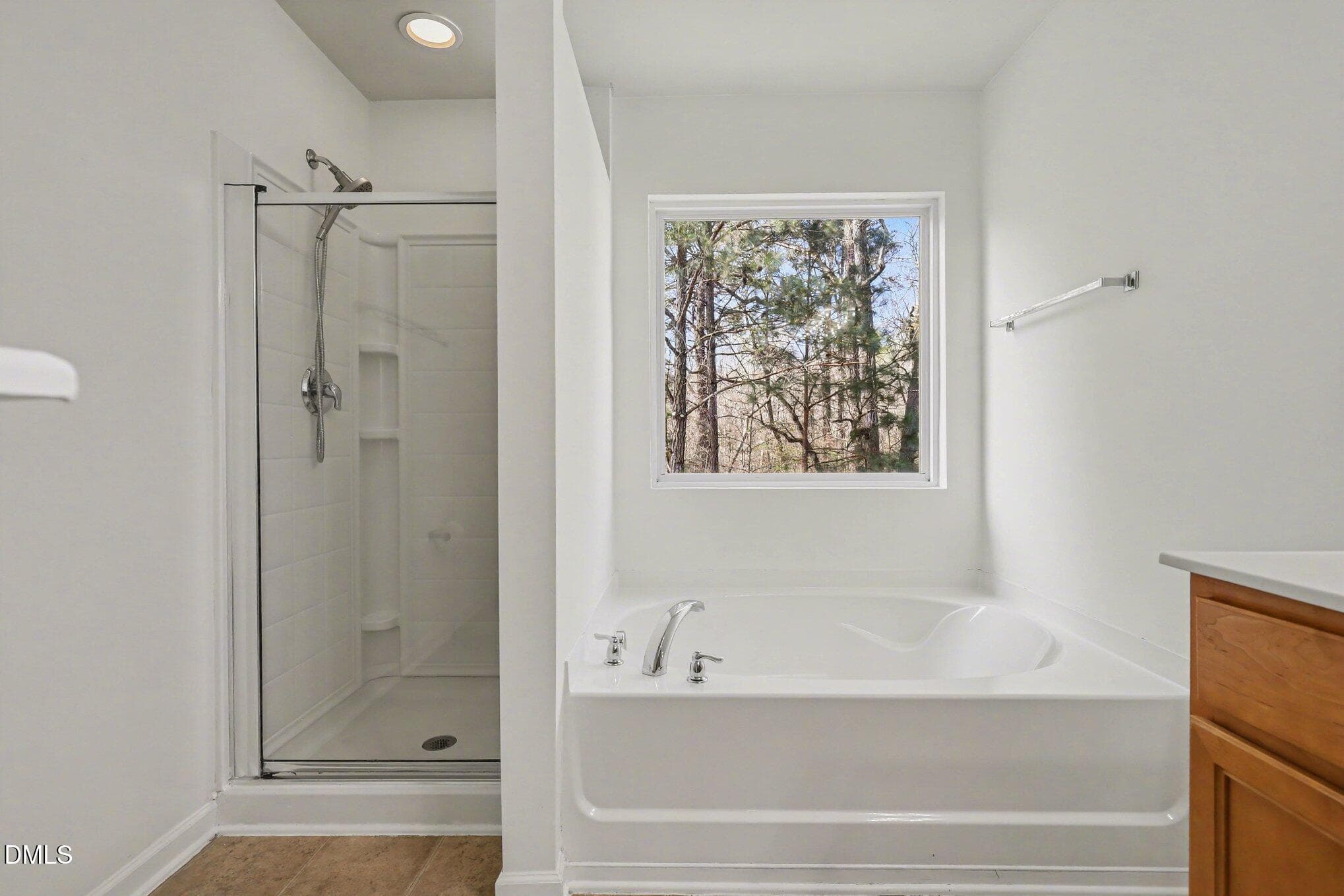 025_file_4332 - 506 Farm House Lane, Durham, NC 27703, Durham