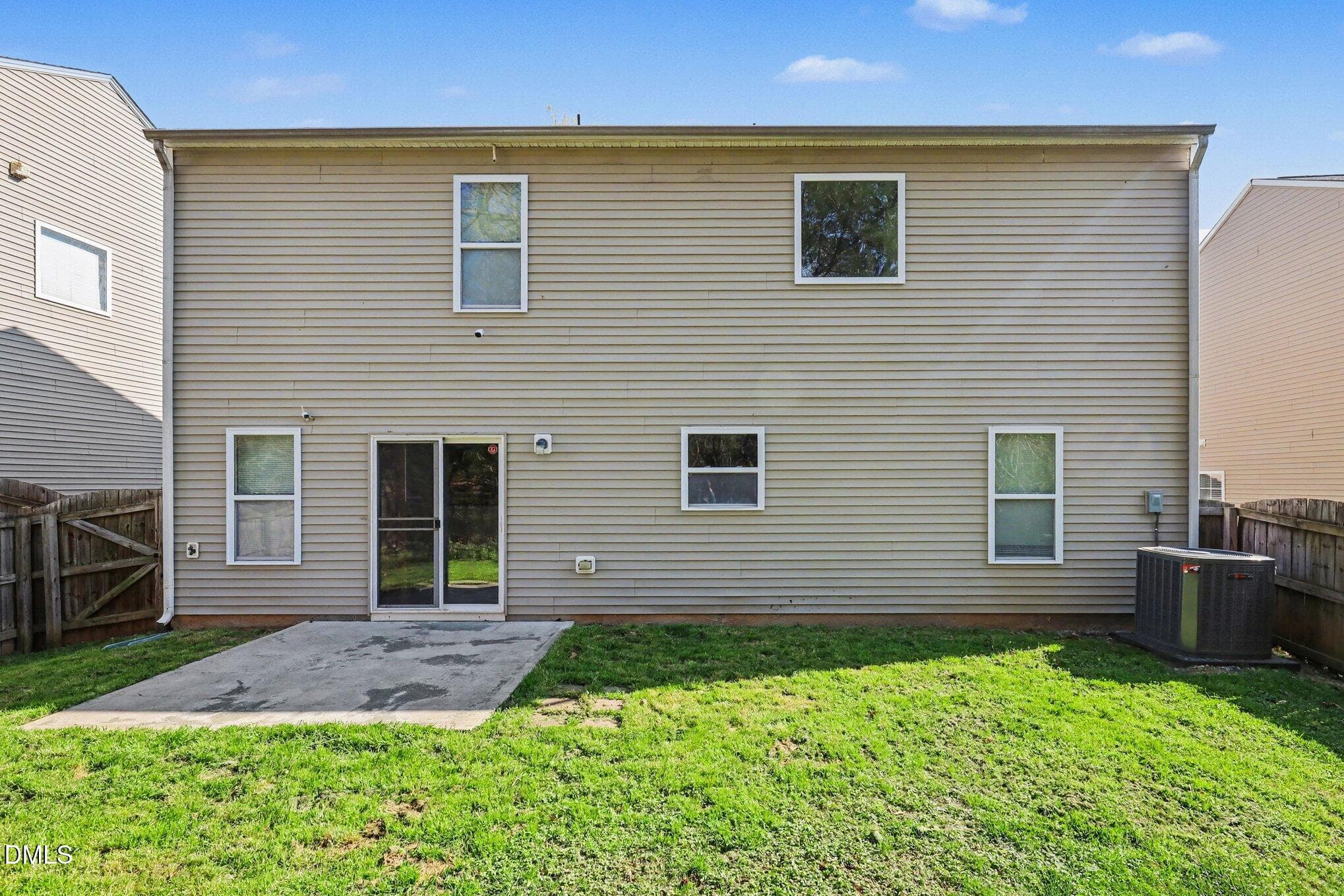 047_file_9721 - 506 Farm House Lane, Durham, NC 27703, Durham