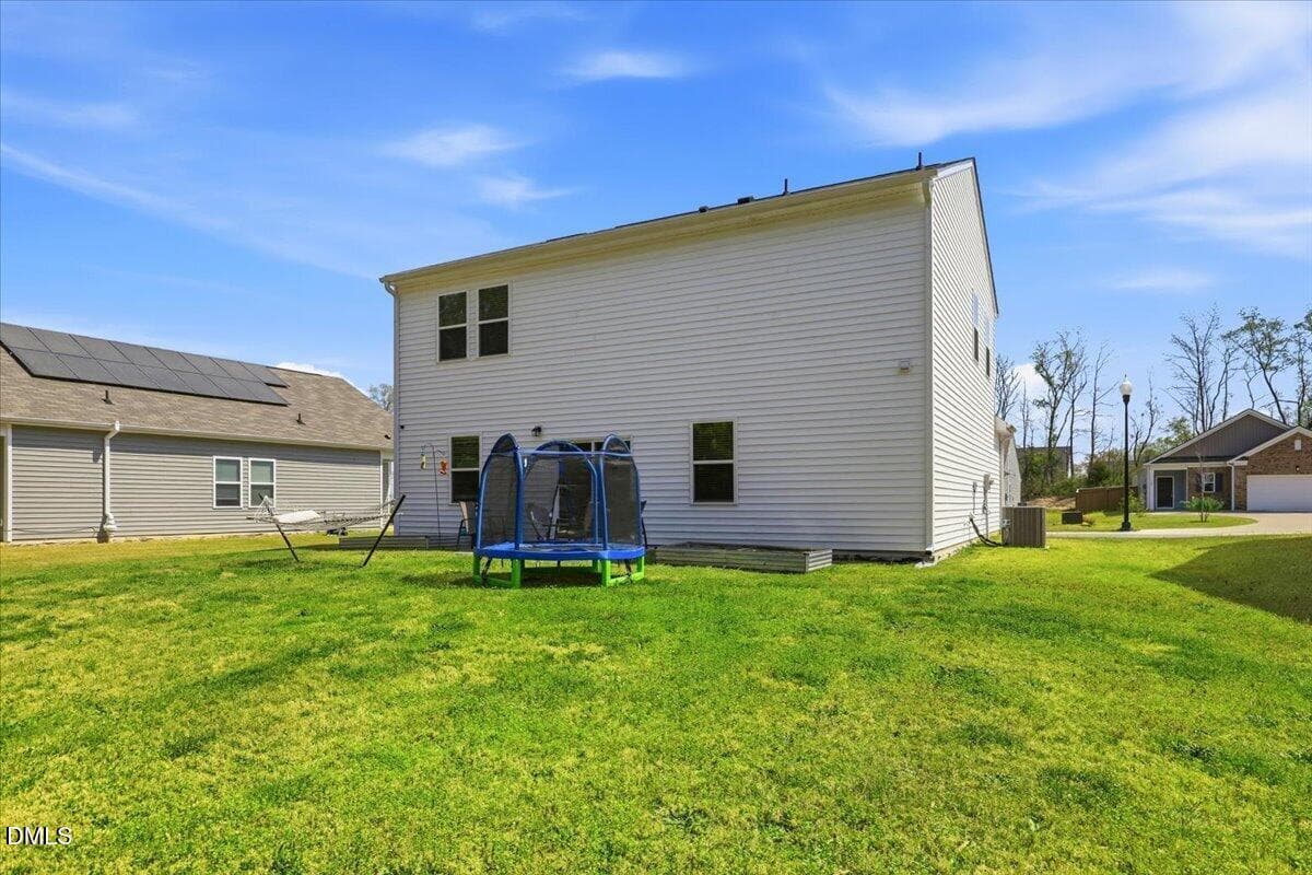 05-745 Mirror Pond Dr-5 - 745 Mirror Pond Drive, Zebulon, NC 27597