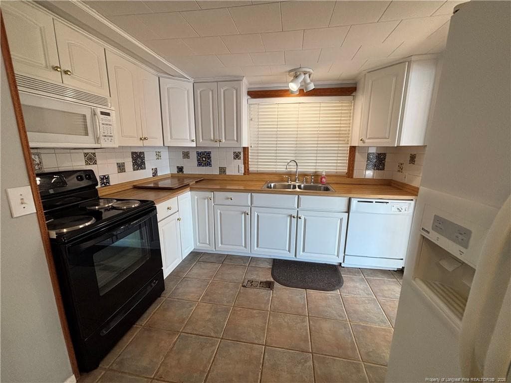 Photo 16 - 3334 Vassar Circle, Fayetteville, NC 28306, Fayetteville