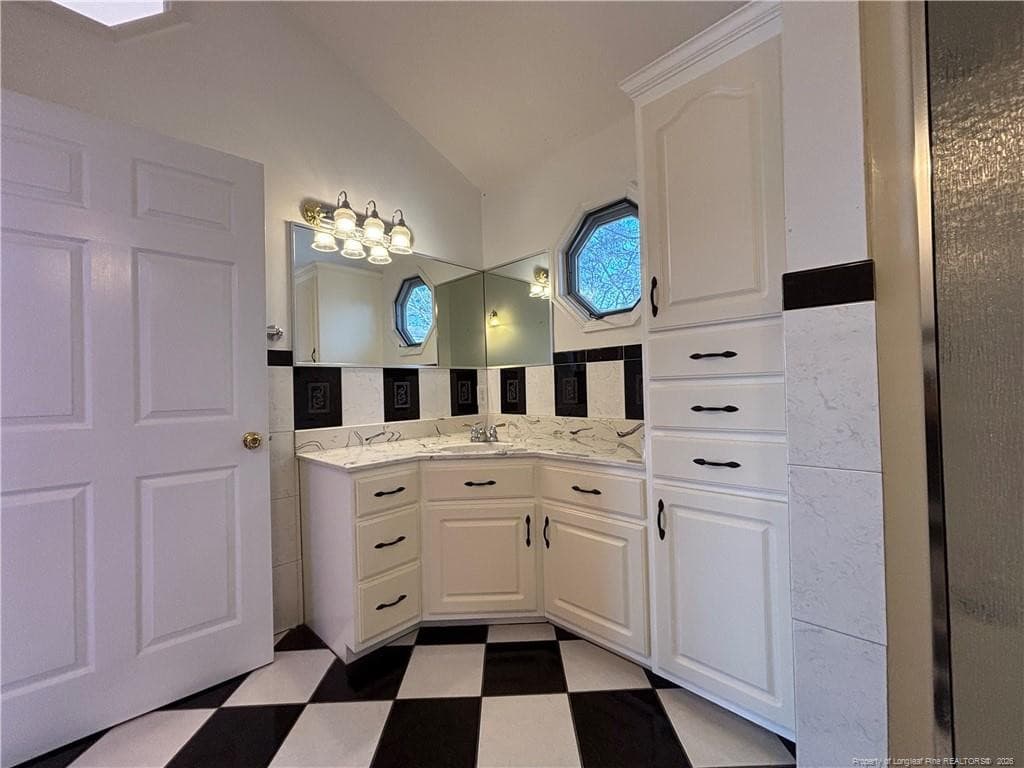 Photo 34 - 3334 Vassar Circle, Fayetteville, NC 28306, Fayetteville