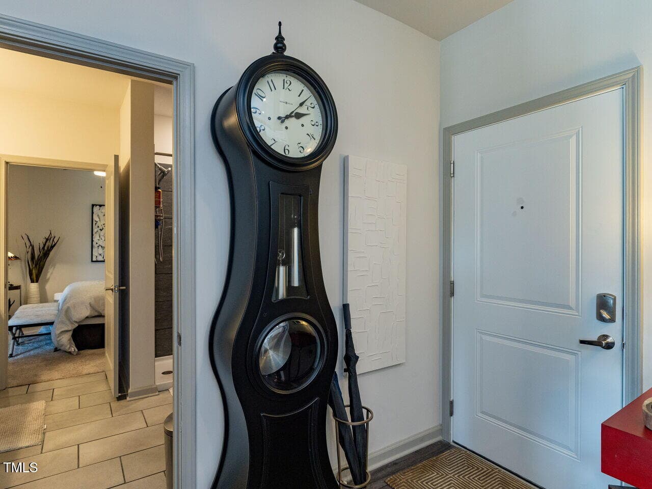 002-1280x960-foyer-entry - 2217 Gathering Square Court, Fuquay Varina, NC 27526