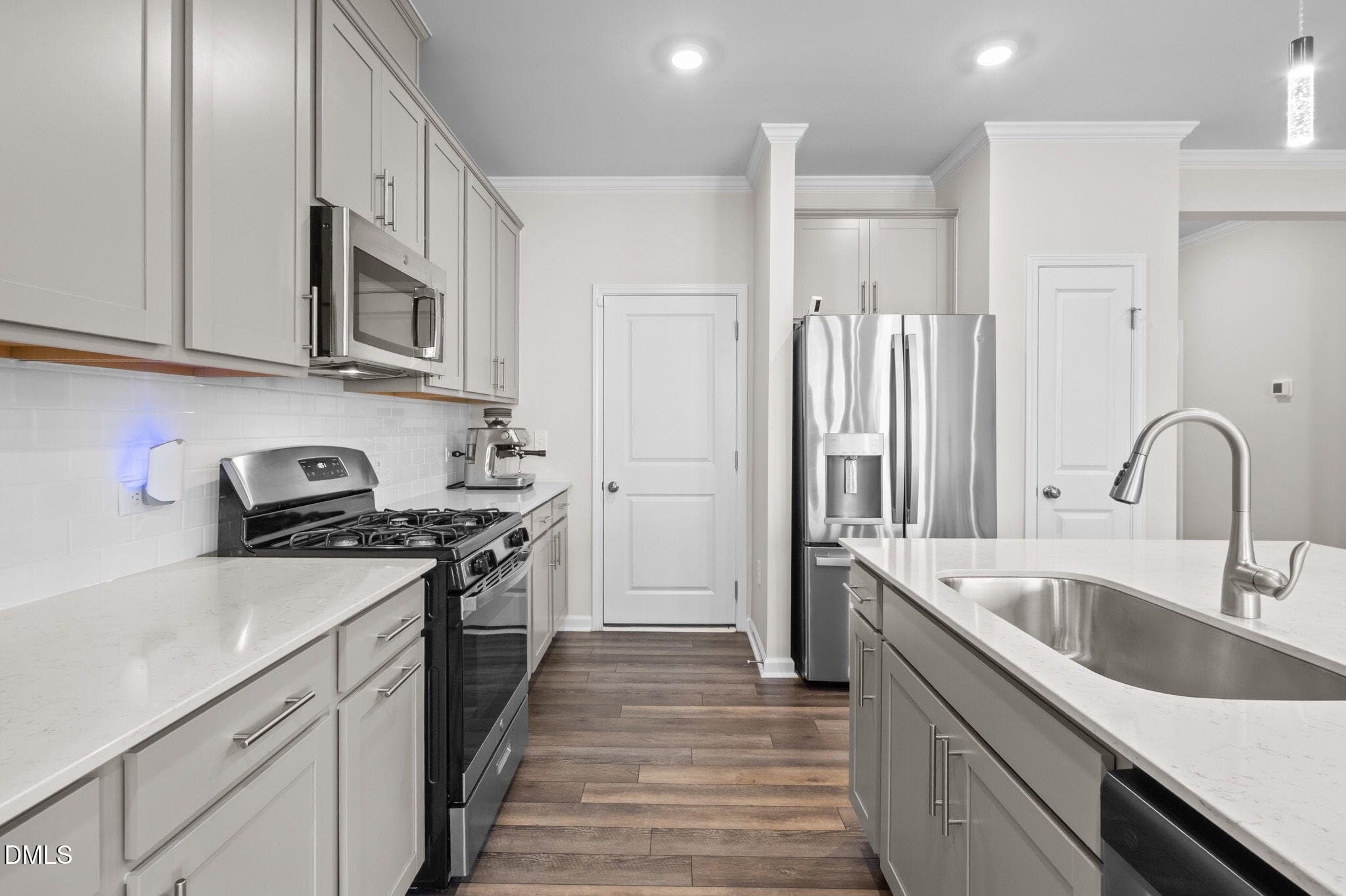 36-web-or-mls-36-print-P1087783 - 5923 Woodlawn Drive, Durham, NC 27703, Durham