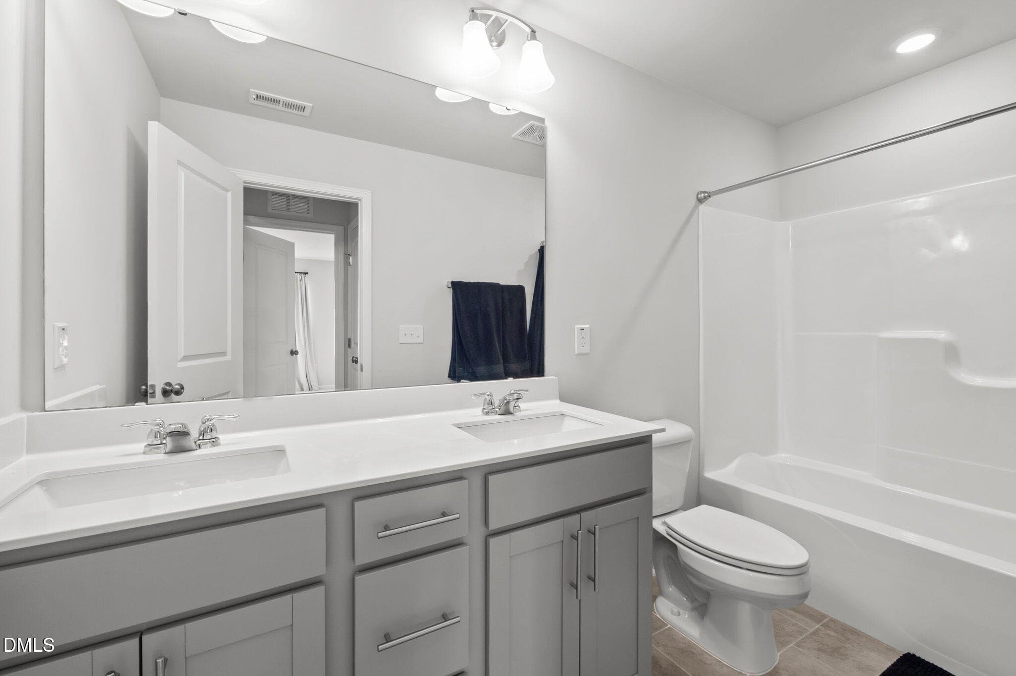 21-web-or-mls-21-print-P1087732 - 5923 Woodlawn Drive, Durham, NC 27703, Durham