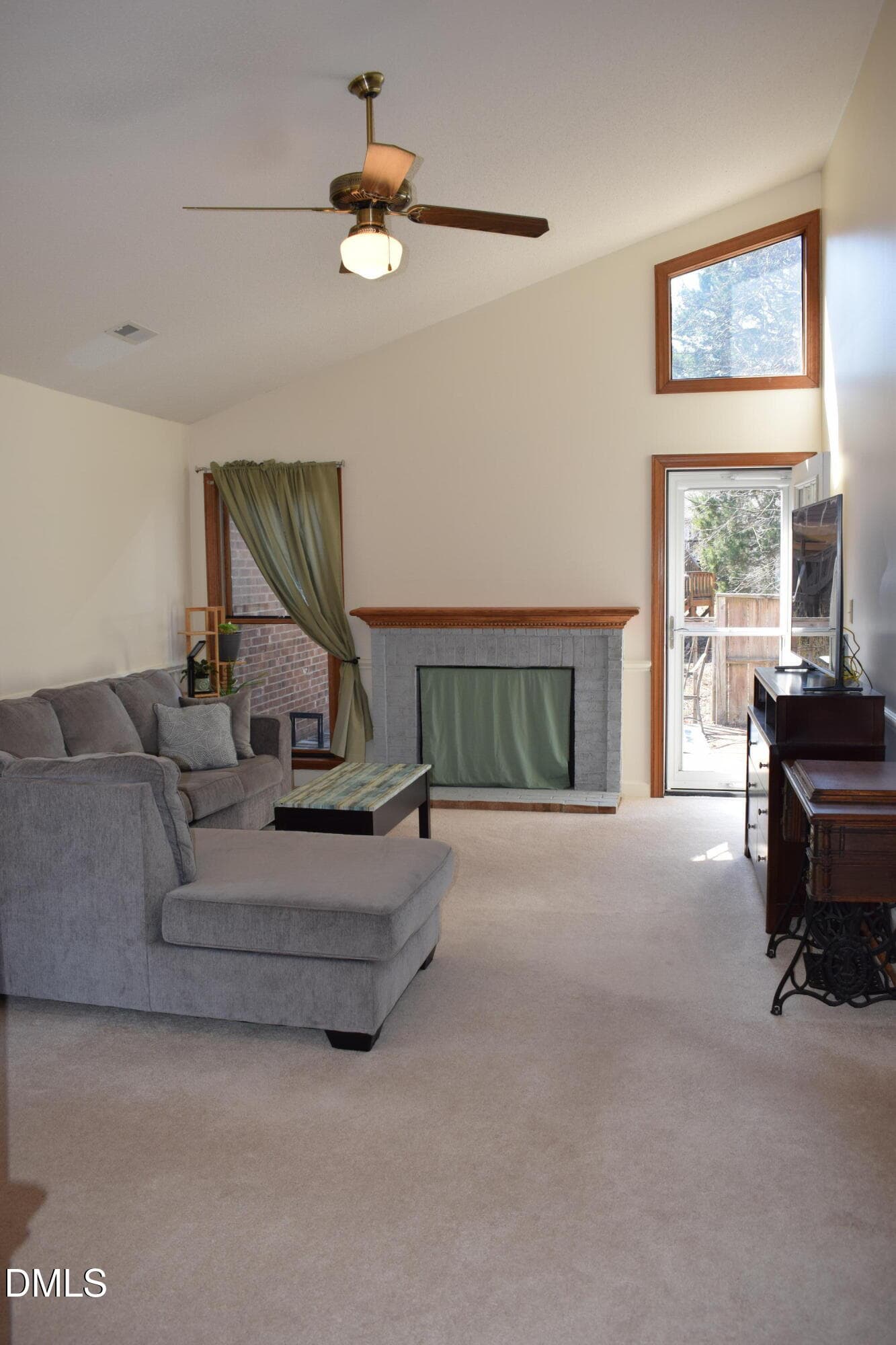 Living Area - 5500 Fortunes Ridge Drive Apt 85c, Durham, NC 27713, Durham