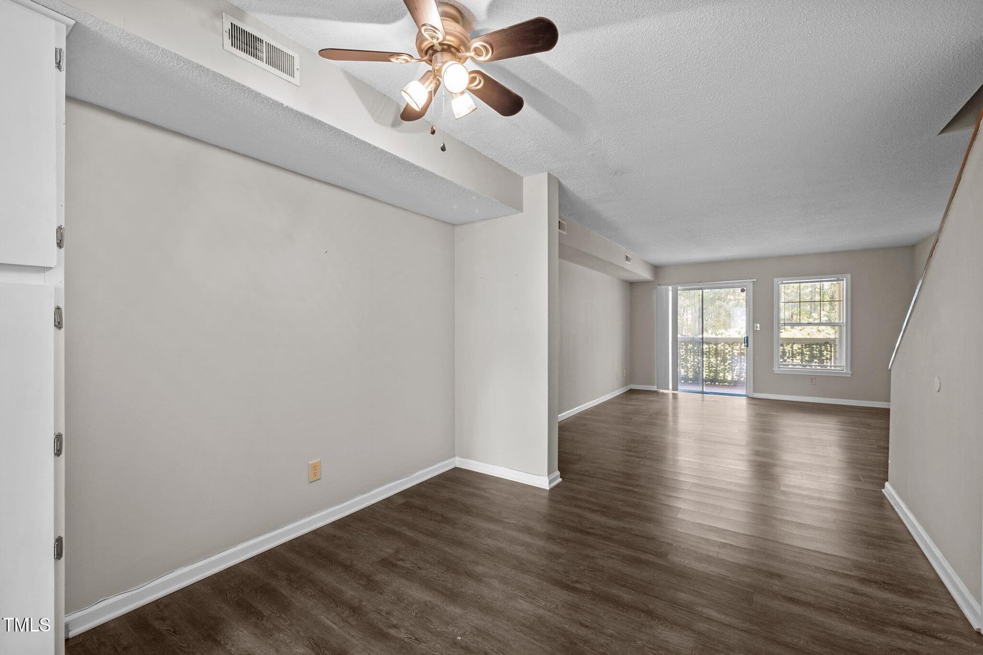 16-web-or-mls-P1036325 - 128 Schultz Street, Chapel Hill, NC 27514