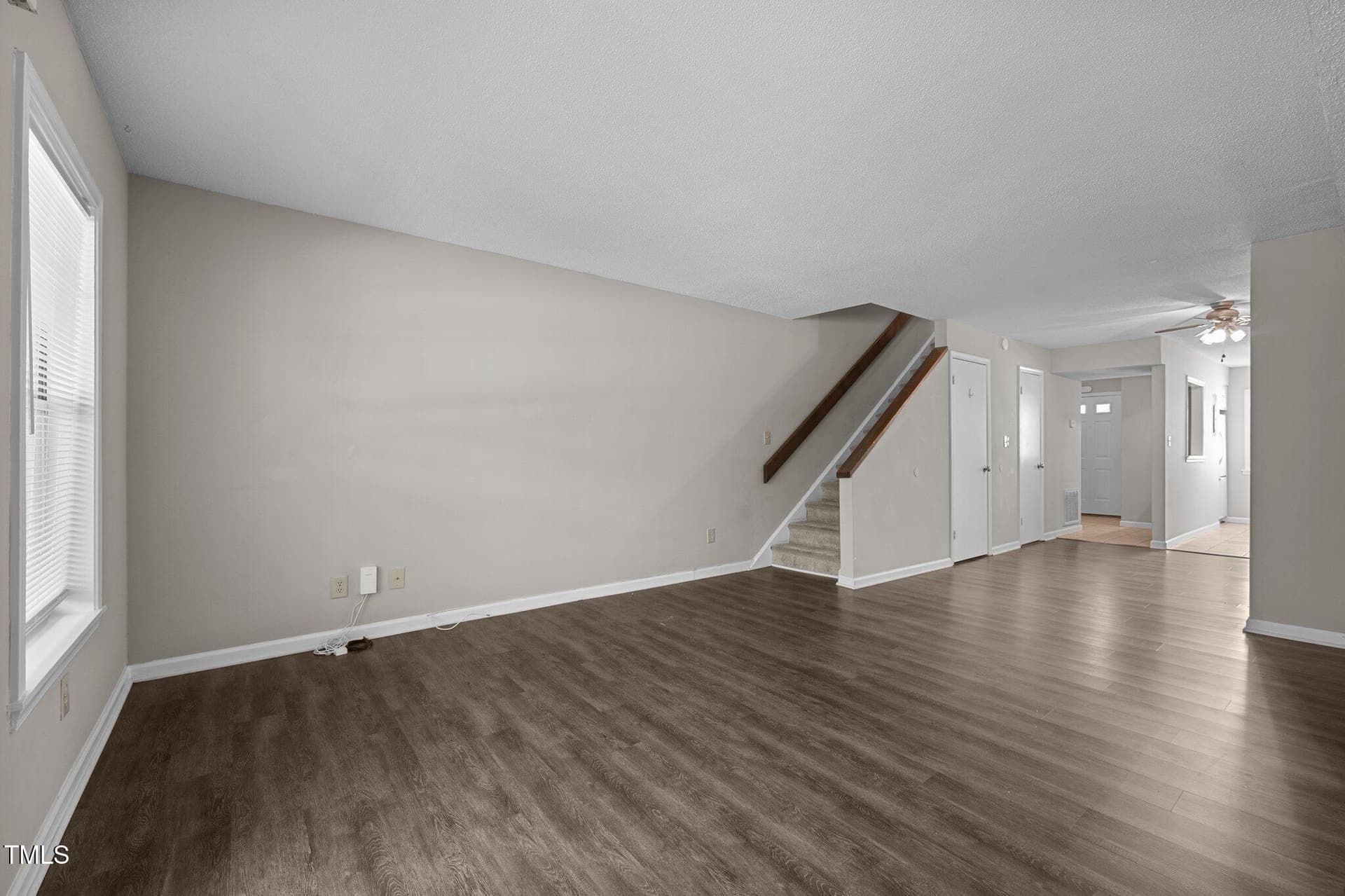 24-web-or-mls-P1036349 - 128 Schultz Street, Chapel Hill, NC 27514