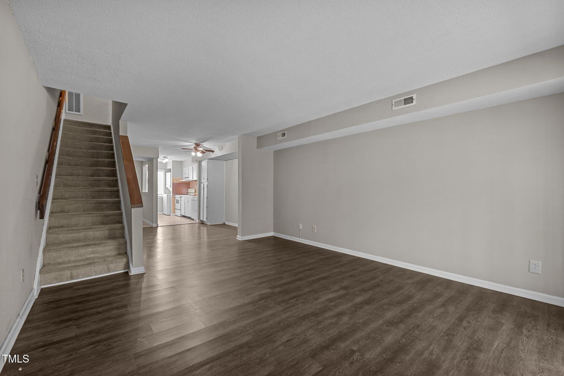 25-web-or-mls-P1036352 - 128 Schultz Street, Chapel Hill, NC 27514