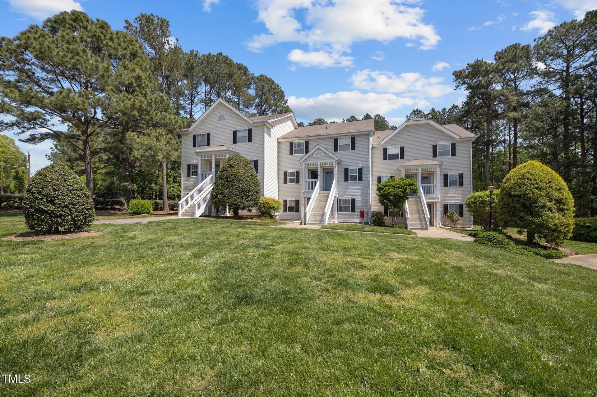 39-web-or-mls-P1036395 - 128 Schultz Street, Chapel Hill, NC 27514