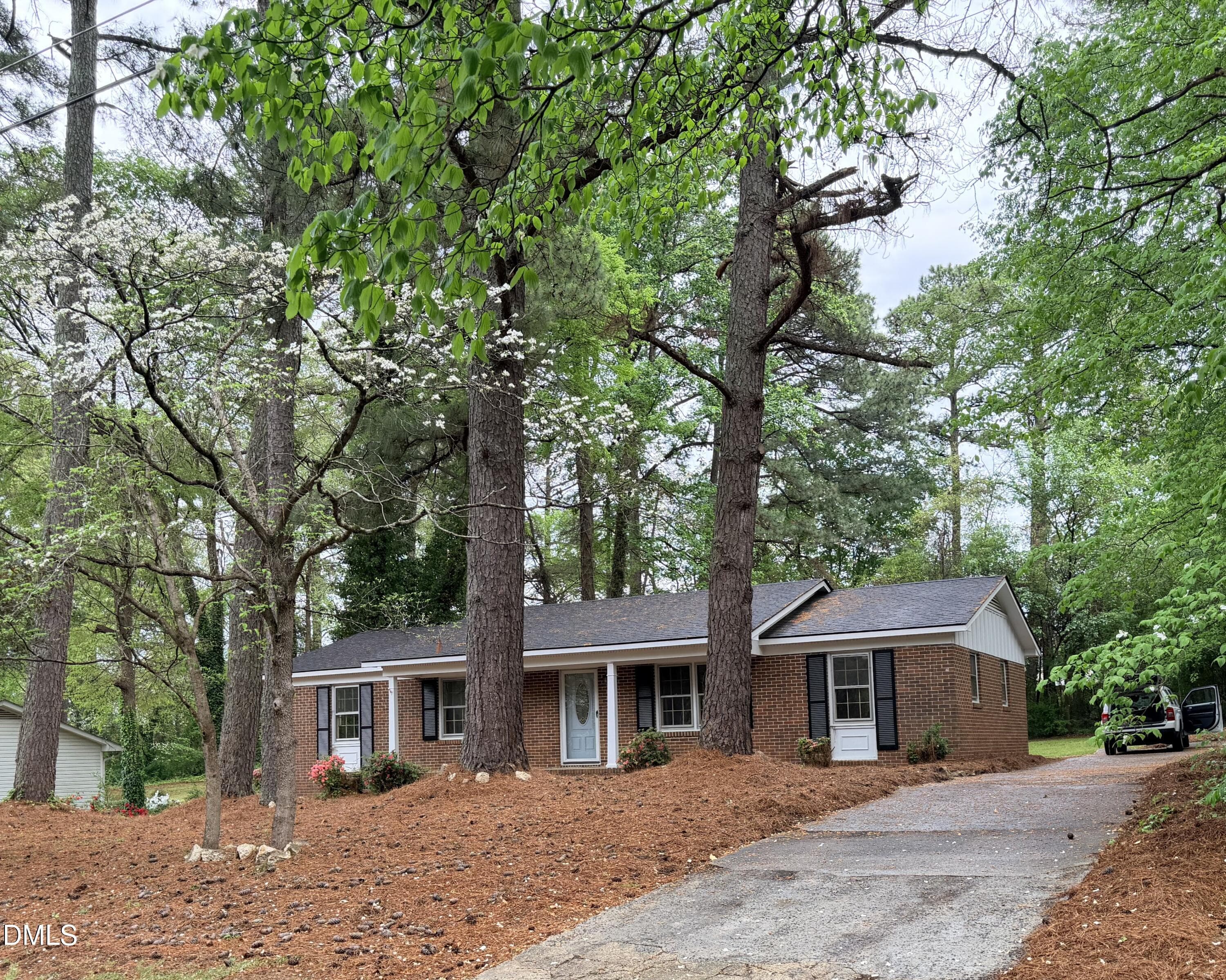 4324 Woodlawn Drive, Raleigh, NC 27616