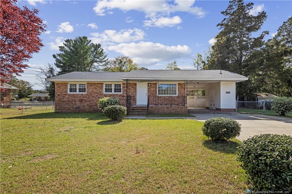 5039 Onslow Street, Fayetteville, NC 28311