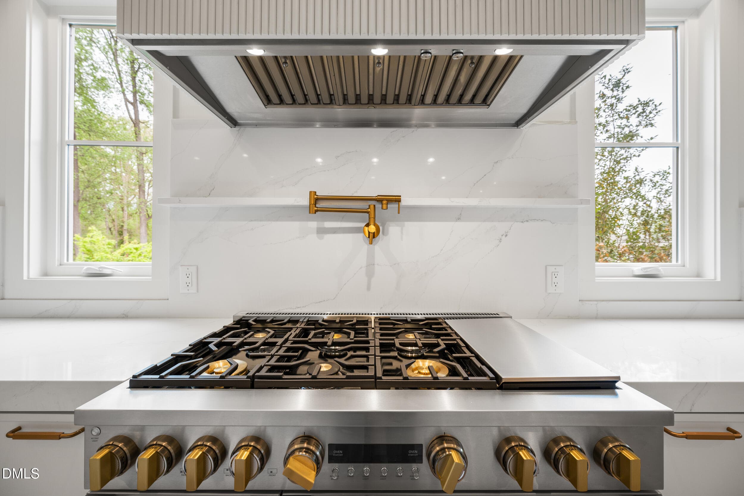16 -2817 claremont rd, interior, kitchen - 2817 Claremont Road, Raleigh, NC 27608, Raleigh