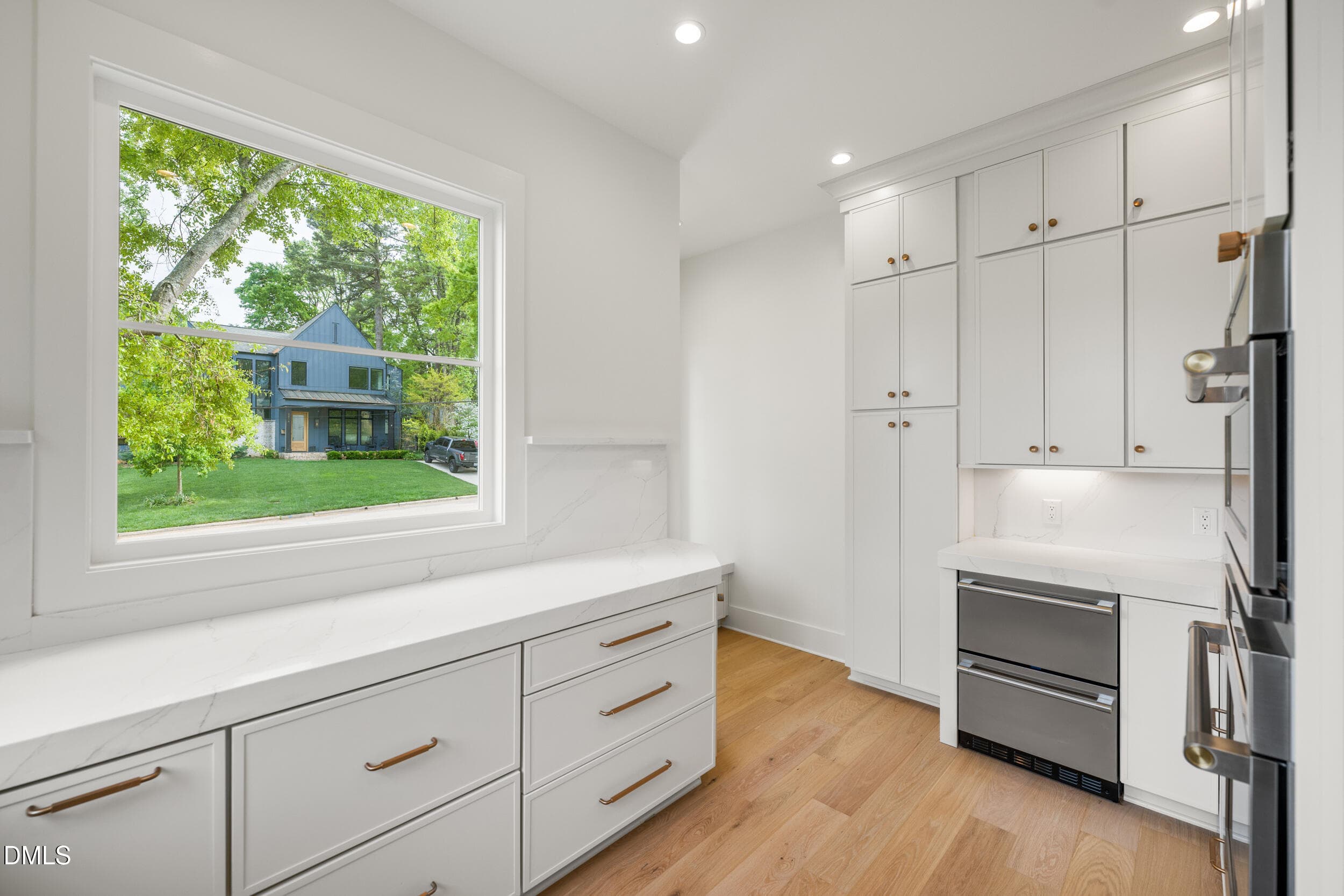 19 -2817 claremont rd, interior, sculler - 2817 Claremont Road, Raleigh, NC 27608, Raleigh