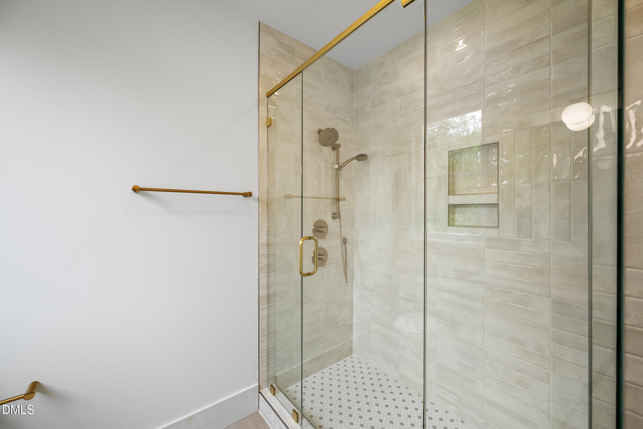 50 -2817 claremont rd, interior - 2817 Claremont Road, Raleigh, NC 27608, Raleigh