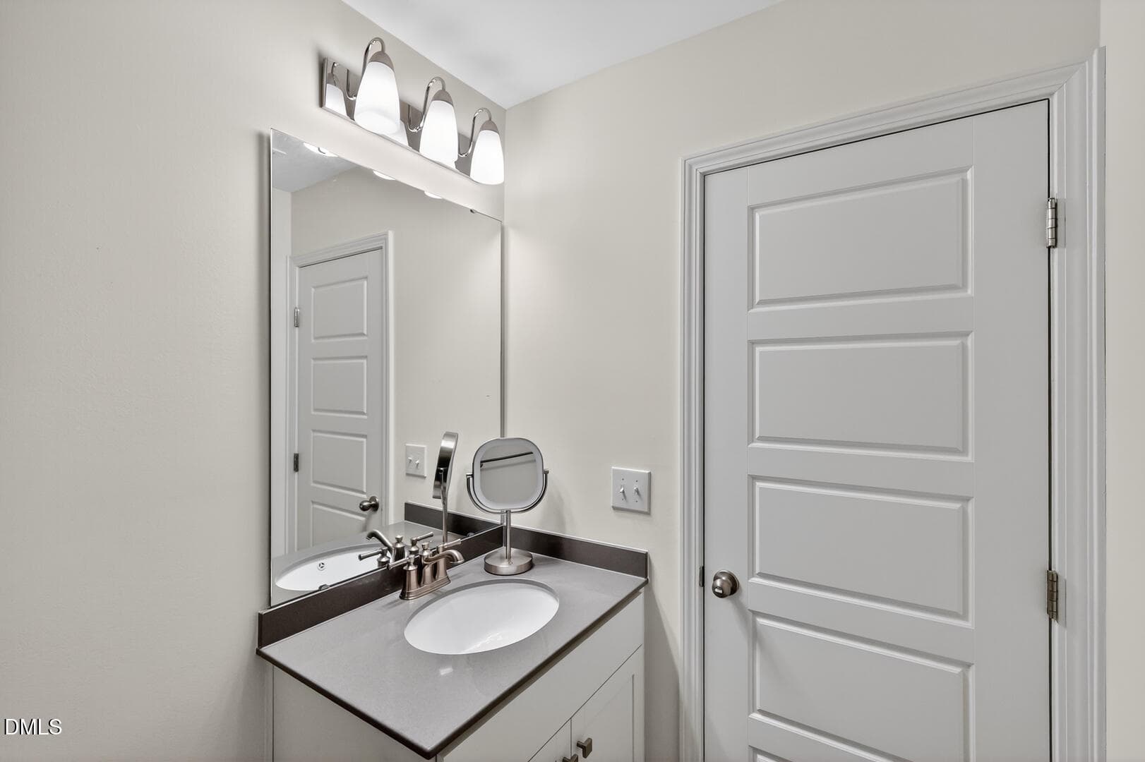 2007 Rockface way owner bath 2 Scott Ler - 2007 Rockface Way, Durham, NC 27703, Durham
