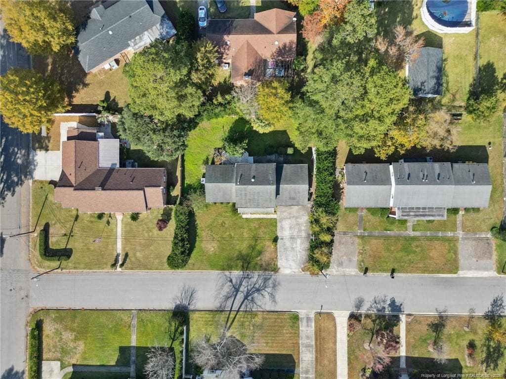 Photo 4 - 306 W 33rd Street W, Lumberton, NC 28358