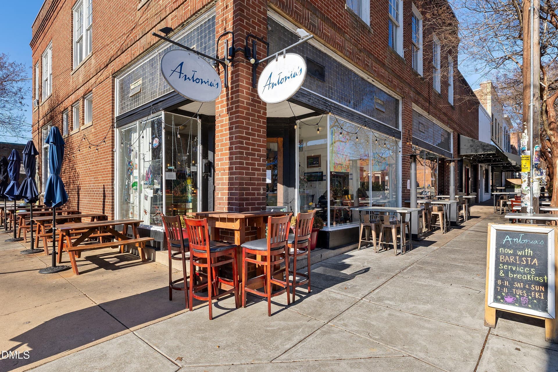 Downtown Dining - 1131 Magpie Lane, Hillsborough, NC 27278