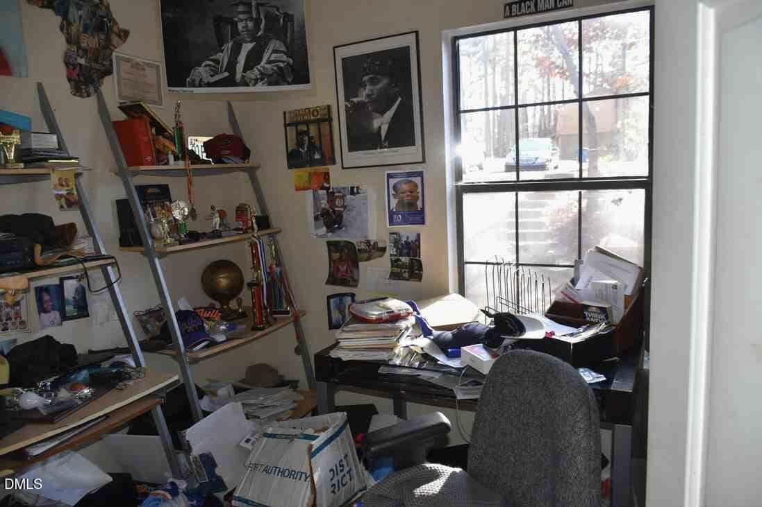 Office - 8 Shropshire Place, Durham, NC 27707, Durham
