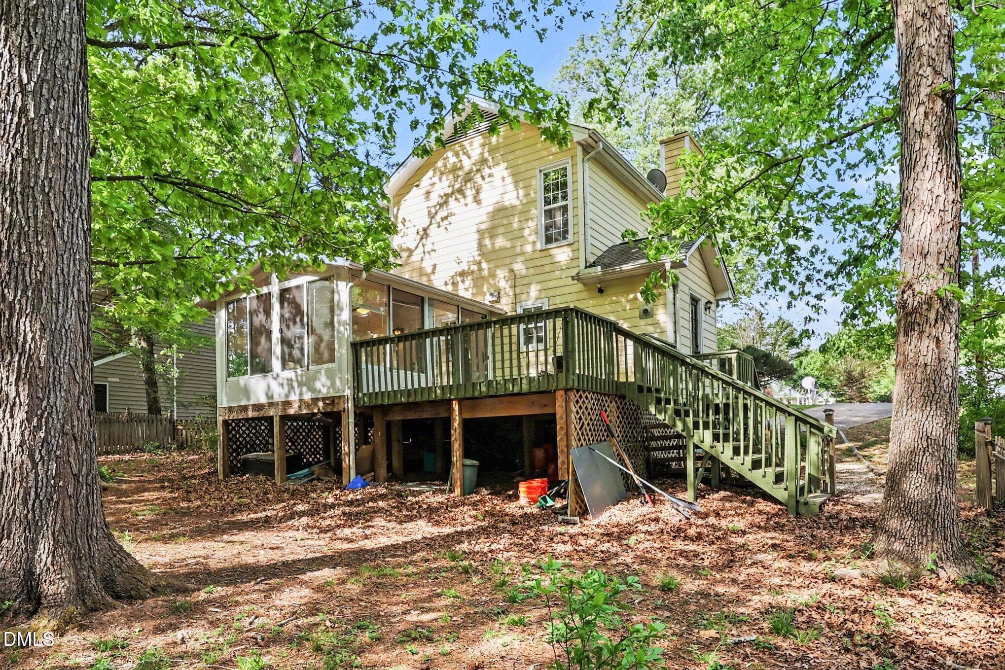 027_file_1242 - 4009 Olde Coach Road, Durham, NC 27707, Durham