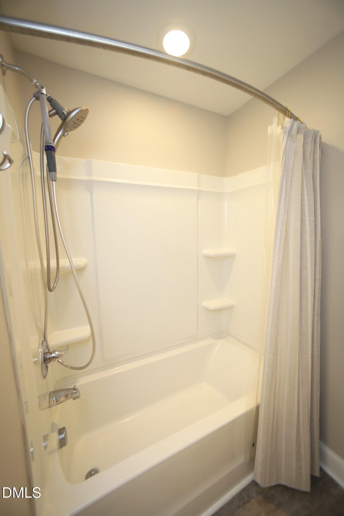 Second Floor Shared Bath - 2909 Long Meadow Lane, Durham, NC 27703, Durham