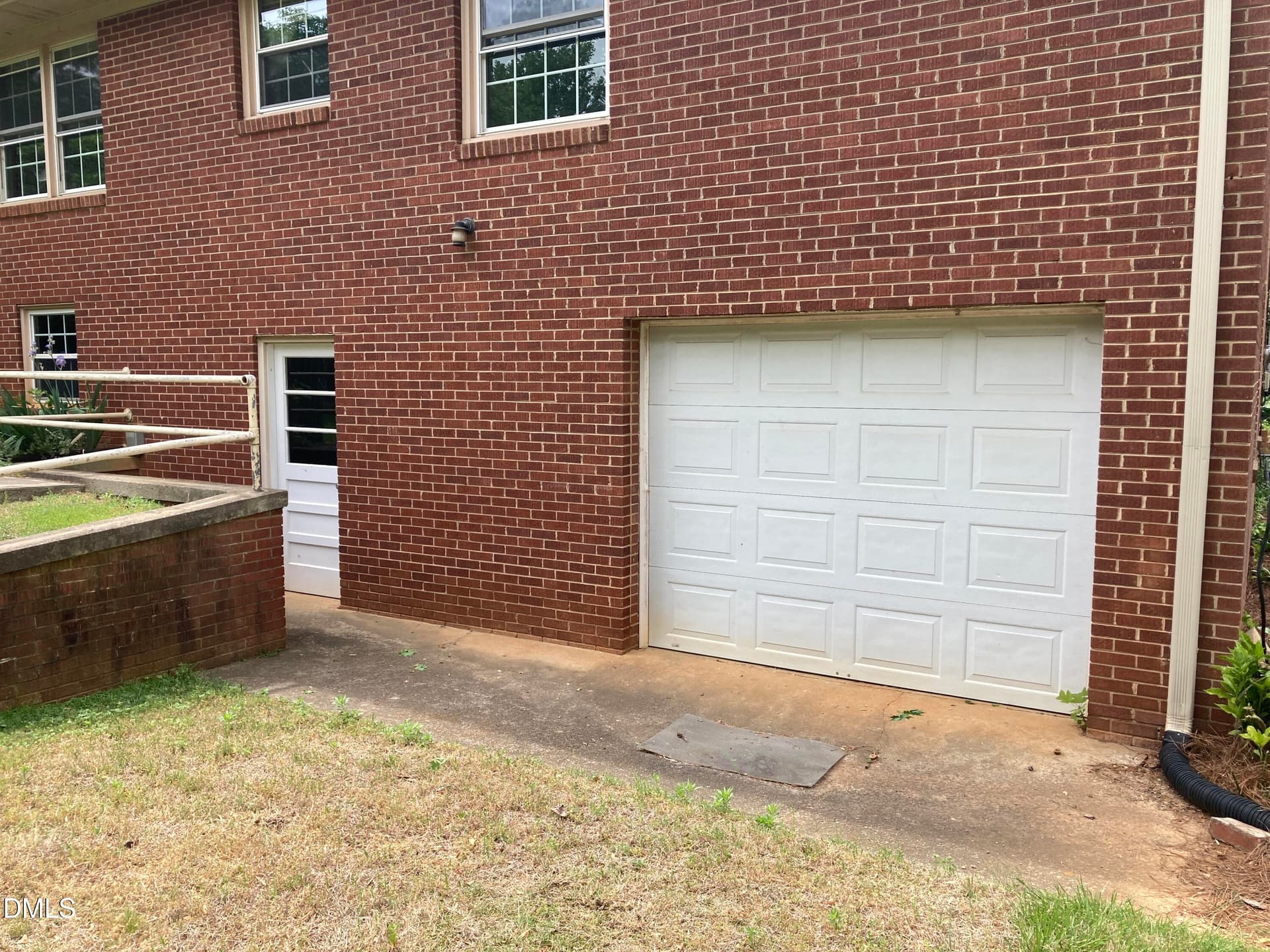 IMG_9411 - 619 S Fifth Street, Mebane, NC 27302