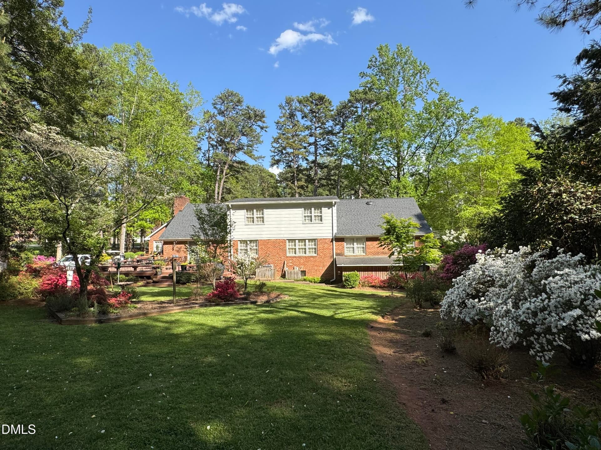 IMG_2220 - 1634 Crescent Drive, Henderson, NC 27536