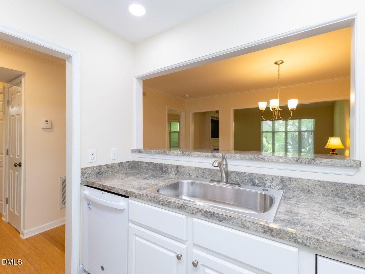 Wv18 - 1211 Westview Lane 305, Raleigh, NC 27605, Raleigh